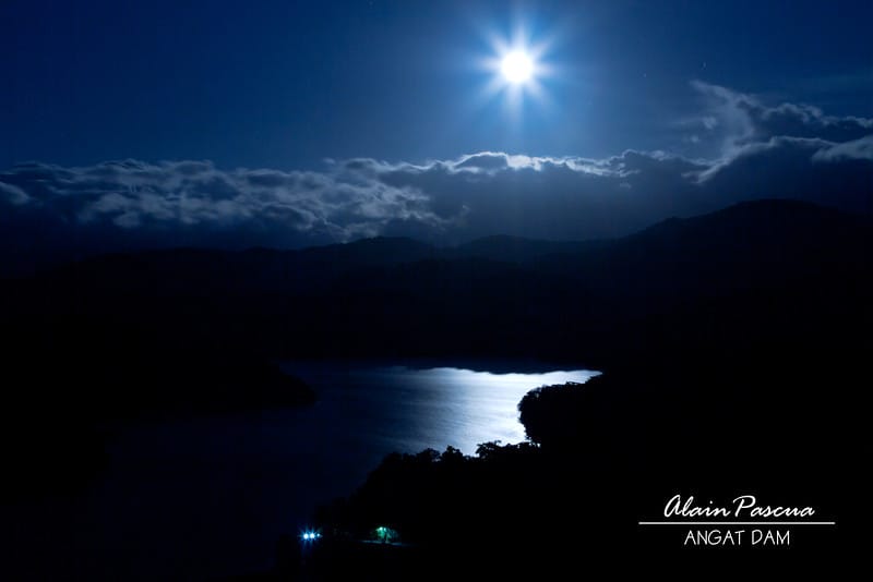 Moonrise over the reservoir. Photo by Alain Pascua.