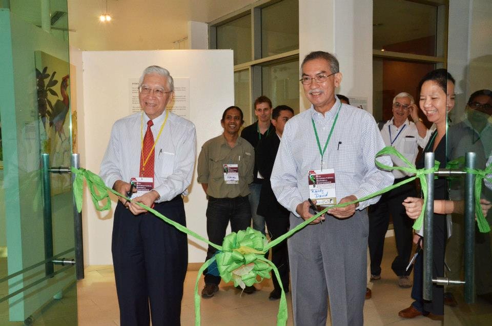 Opening of the Hornbill Exhibit at the Ayala Museum. Cutting the ribbon are Dr. Woraphat Arthayukti and Mr. Randy David. Photo by Marites Falcon.
