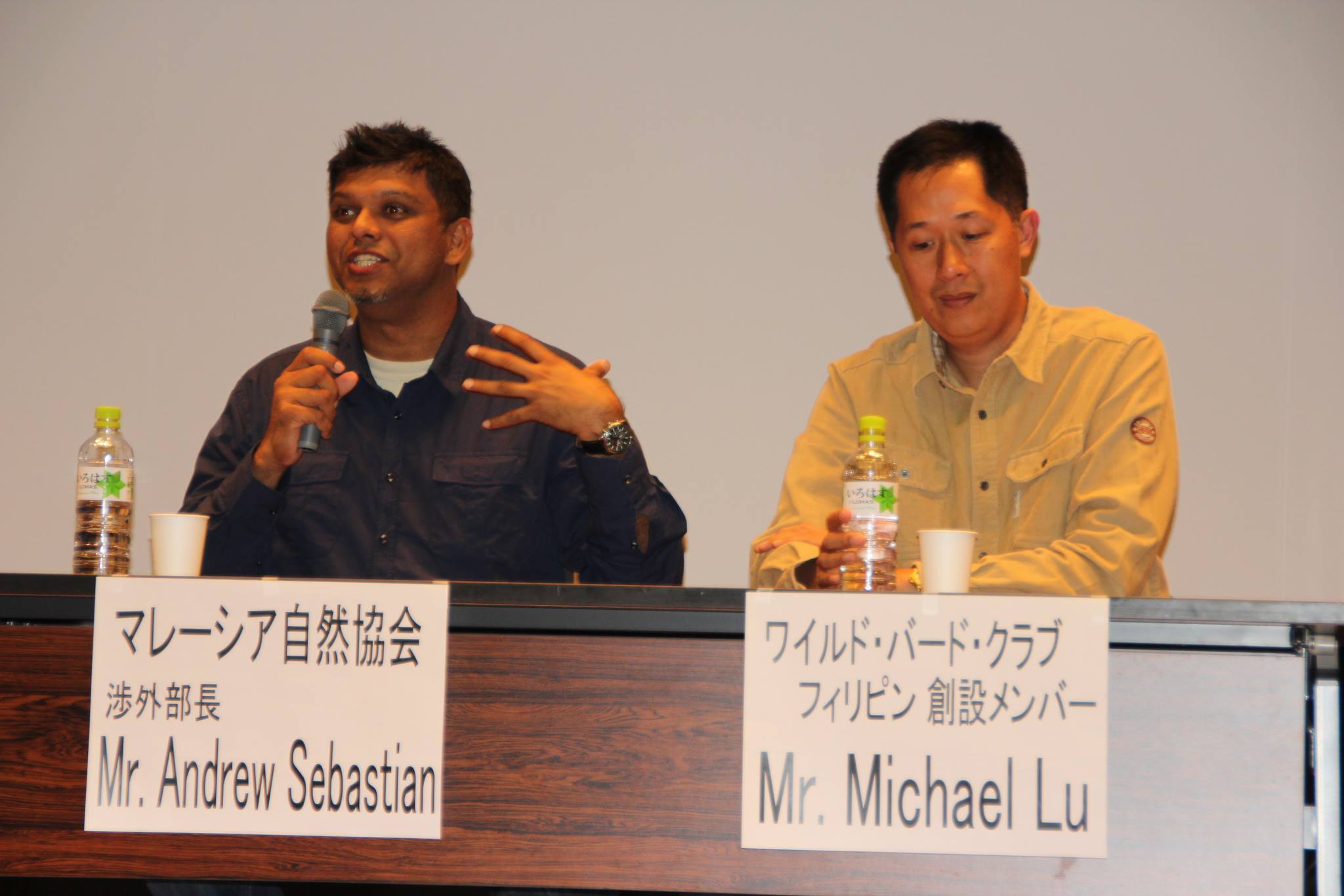 Speakers for the symposium were Andrew Sebastian of the Malaysian Nature Society (left) and WBCP Treasurer Mike Lu (right) Photo by Victor Yu