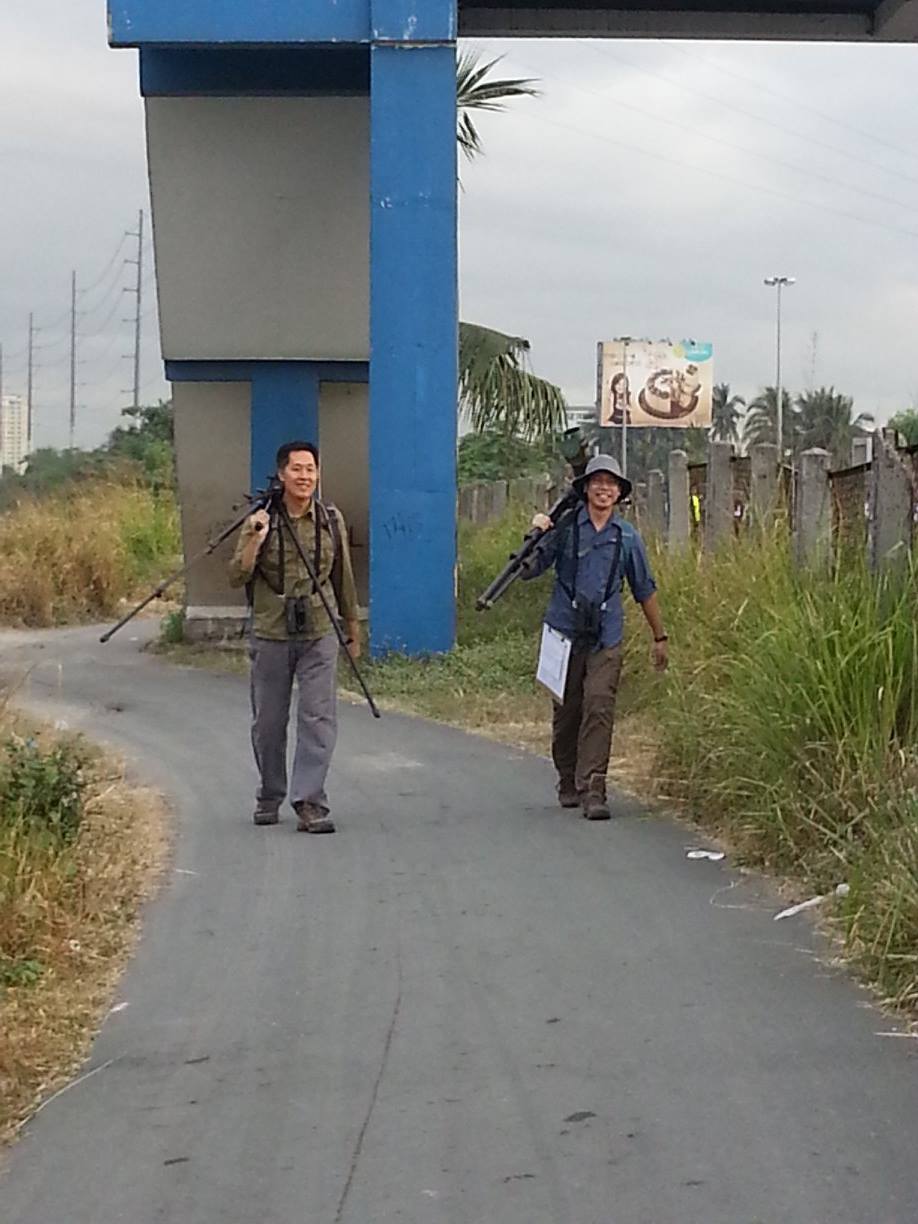 Mike Lu and Jon Javier walking from one count area to another. Photo by Anna Gonzales